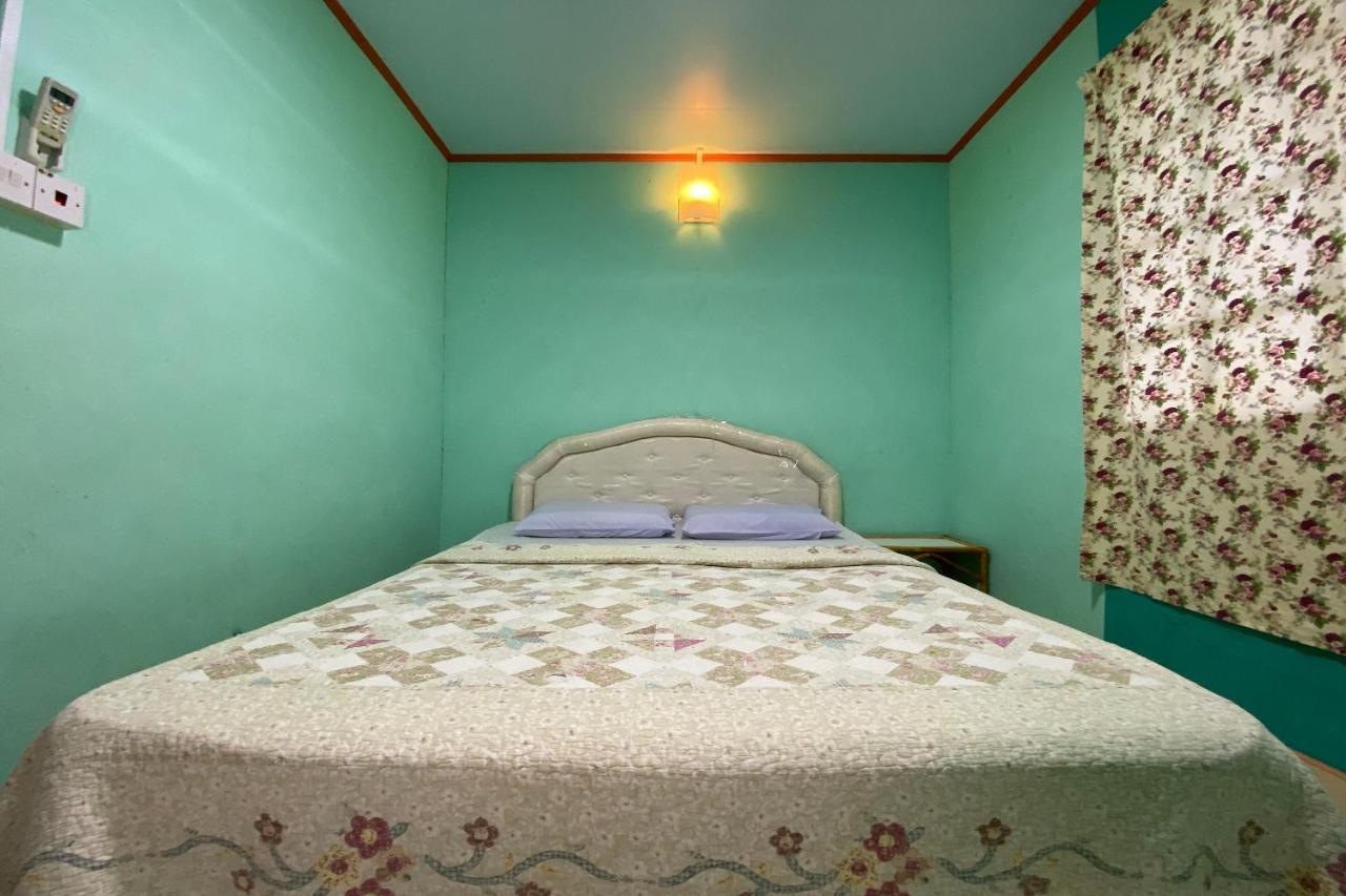 Oyo Home 90286 Yuna Bamboo Rest & Stay Ranau Bagian luar foto